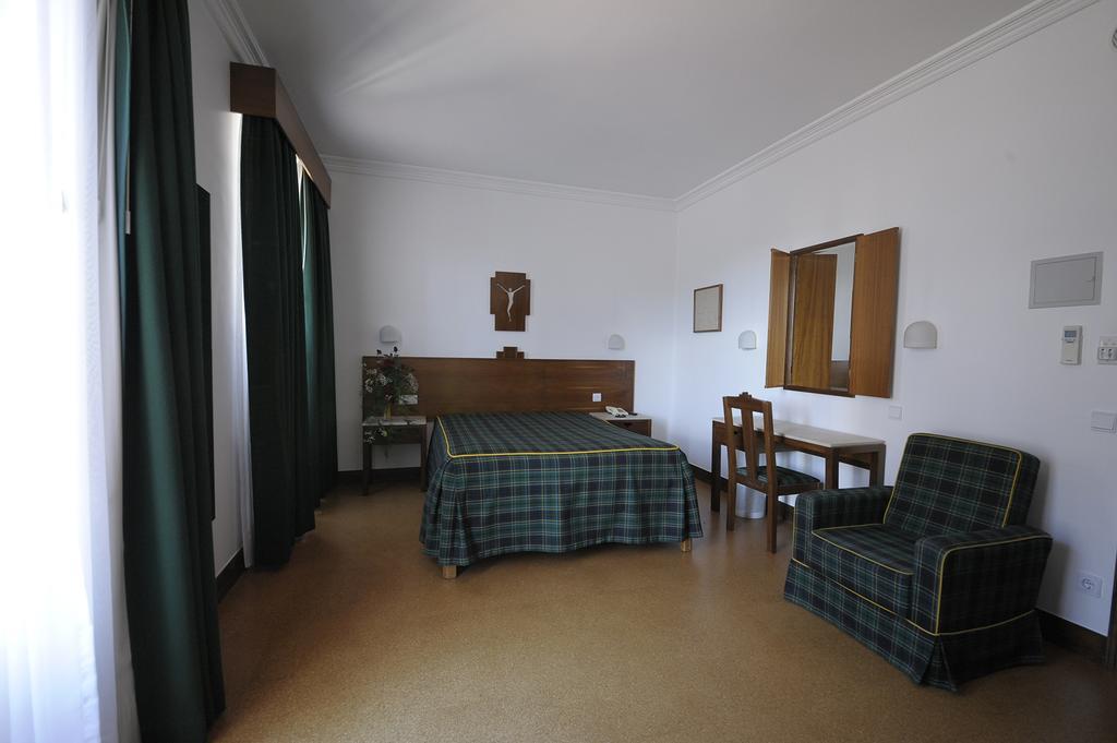 Hotel Casa Irmas Dominicanas - By Flagworld Fatima