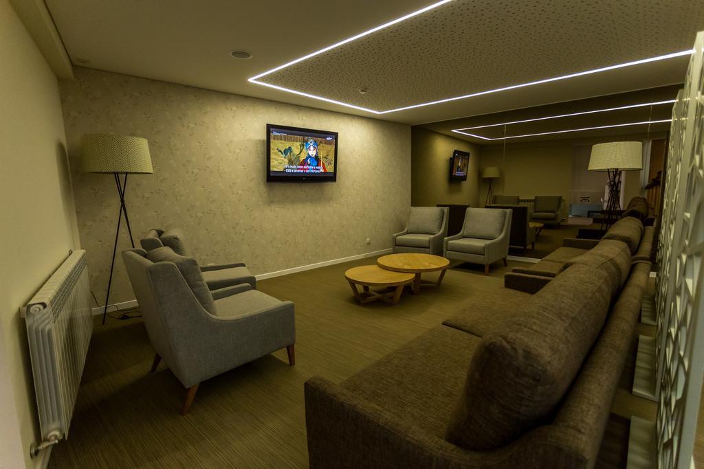 Adelaide Hotel 2*