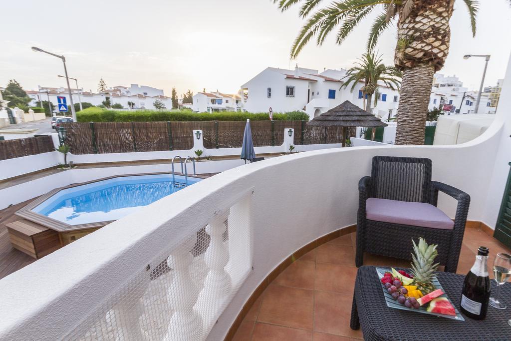 Guest house Holiday Lagos
