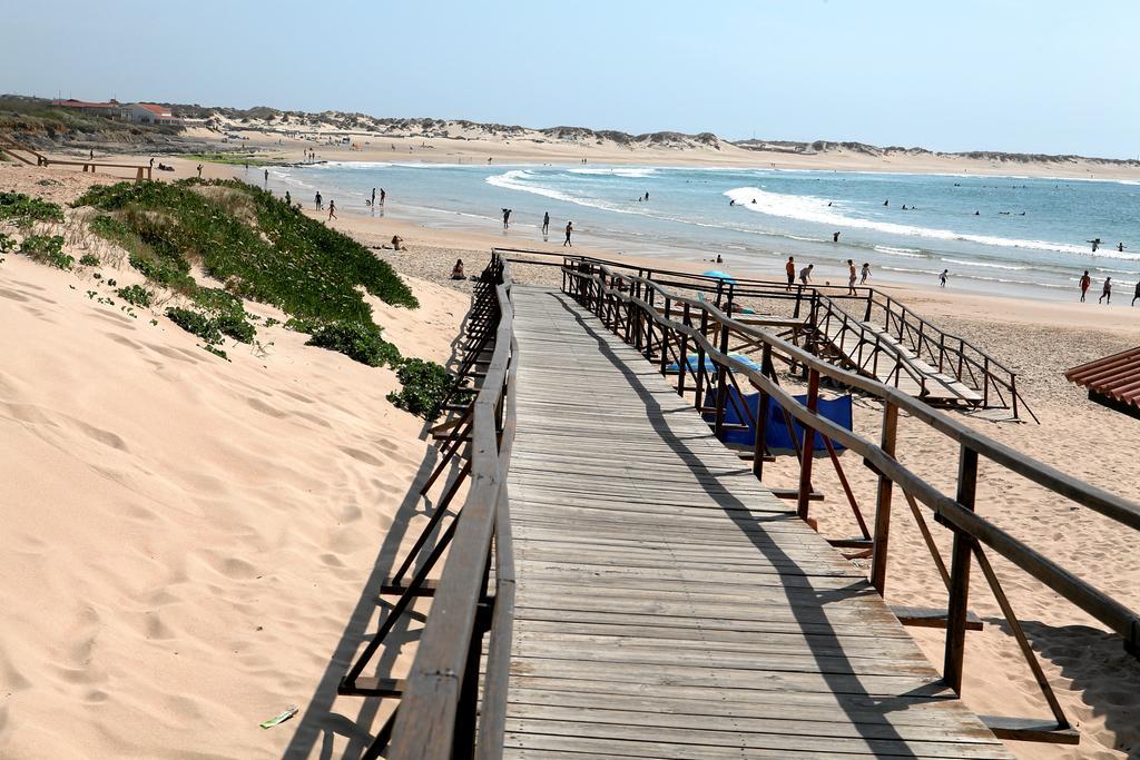 4 Surf Guest house Baleal