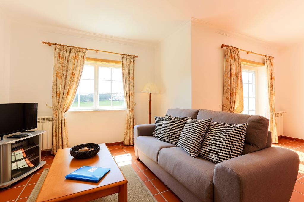 Praia Del Rey Apartment *
