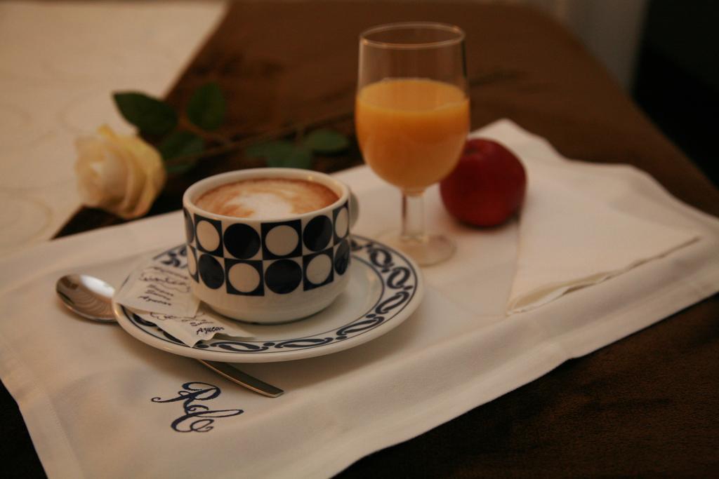 Residencial Celeste Bed & Breakfast