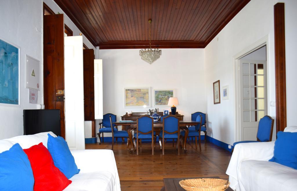 Casa Do Cais De Sao Martinho Do Porto Holiday home