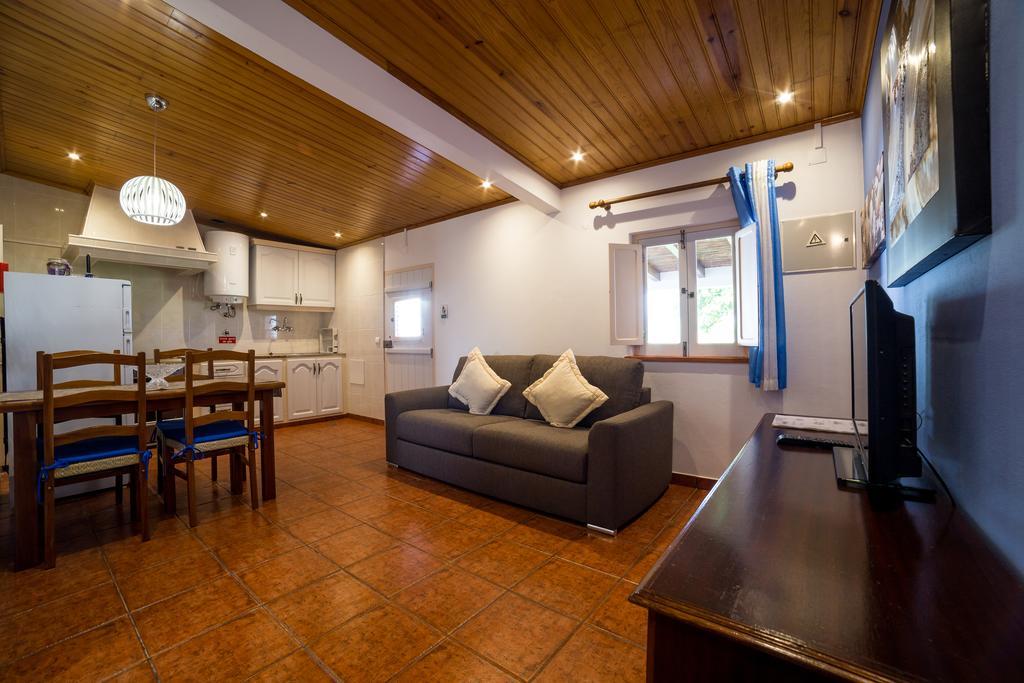 Guest house Monte Do Zeca 2*