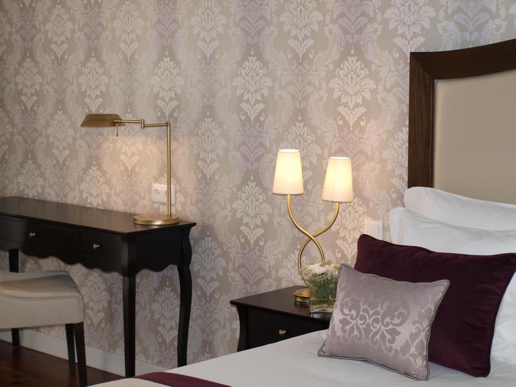 Luna Turismo Hotel