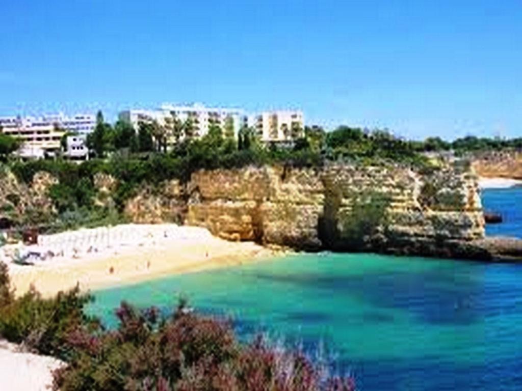 Pé Na Areia,