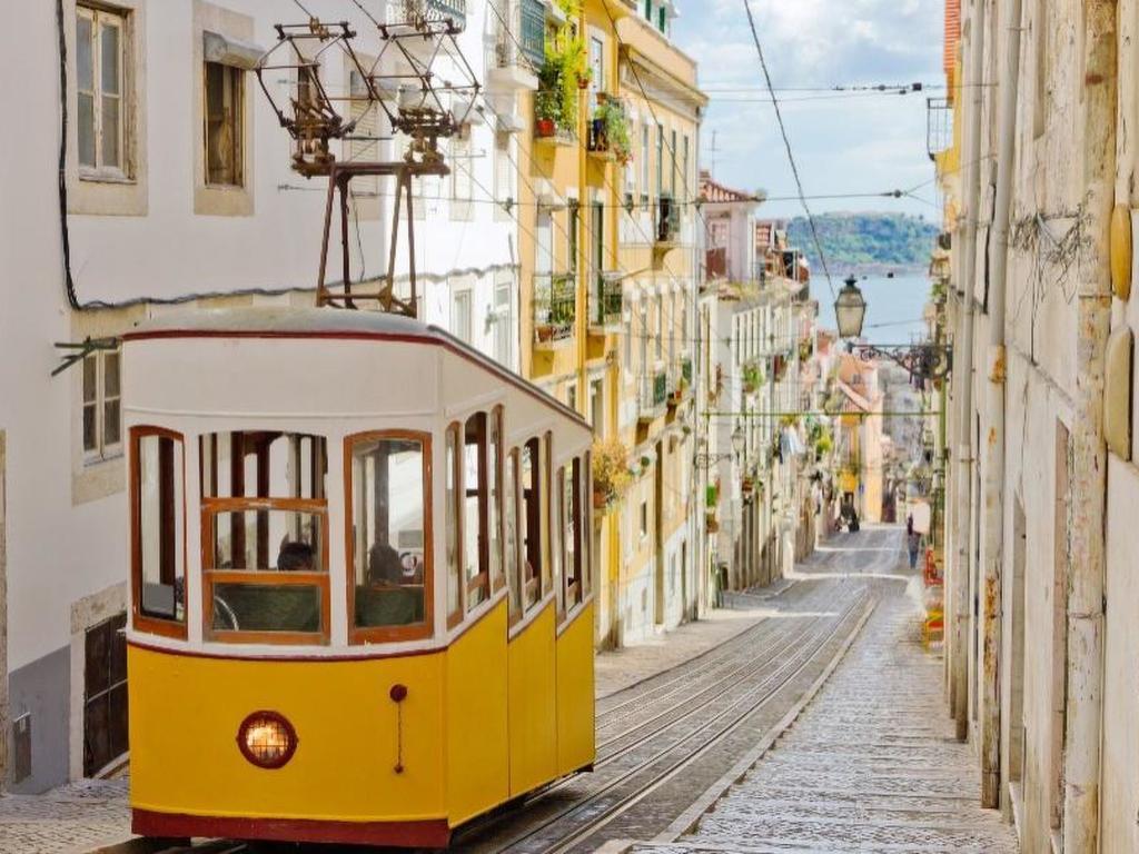 Rua Espirito Santo Apartment *