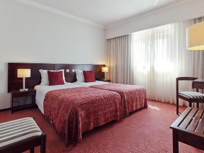Lux Mundi 3*