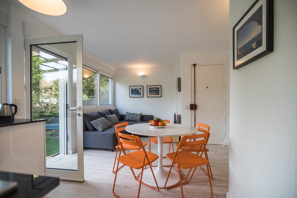 Carcavelos Beach&garden Apartment