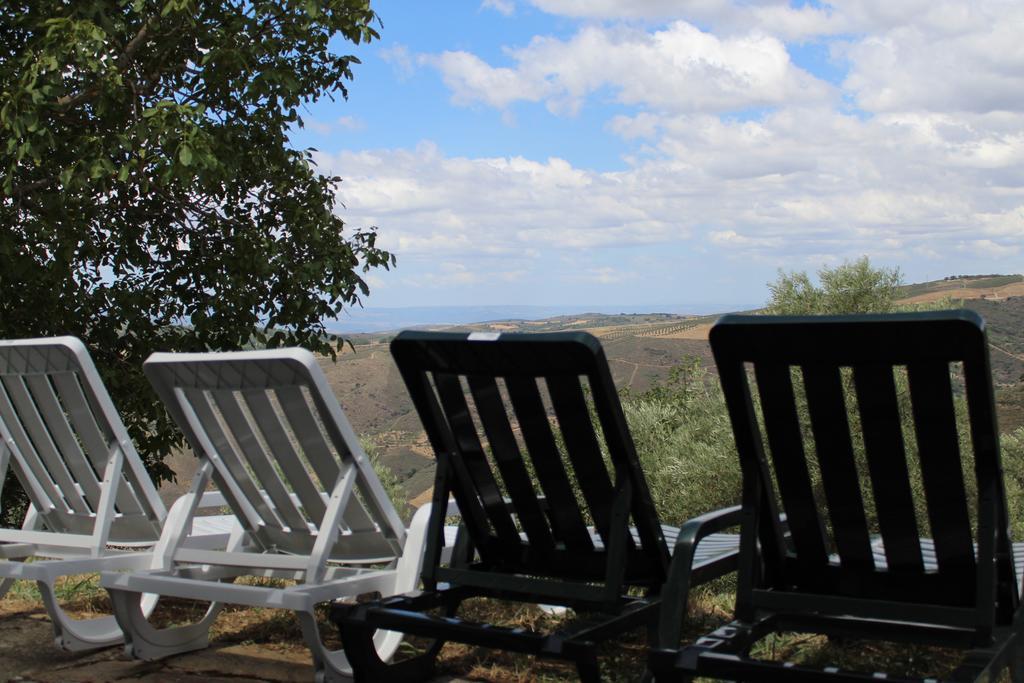 Alojamento Rural De Colmeais Country house *