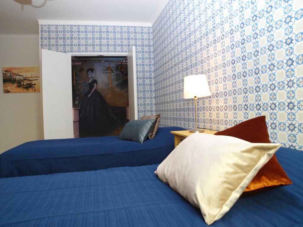 Henri's - Centre Apartment