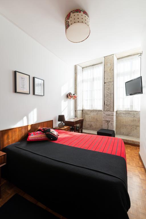 Pensao O Laranjeira Guest house