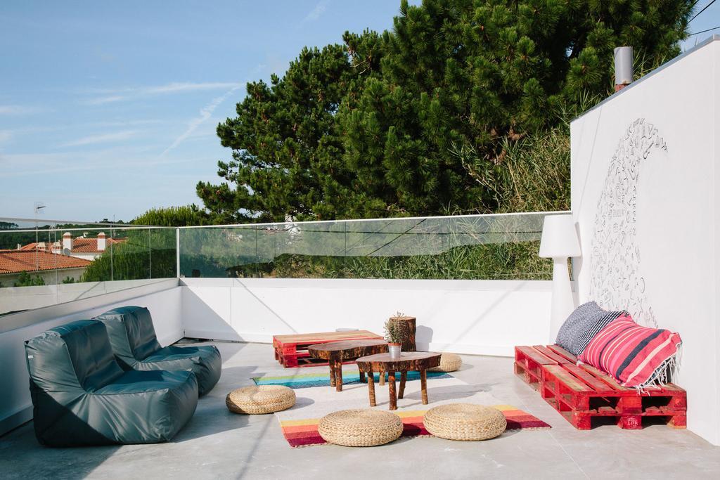 Zulla Nazare's Surf Village Guest house Nazare