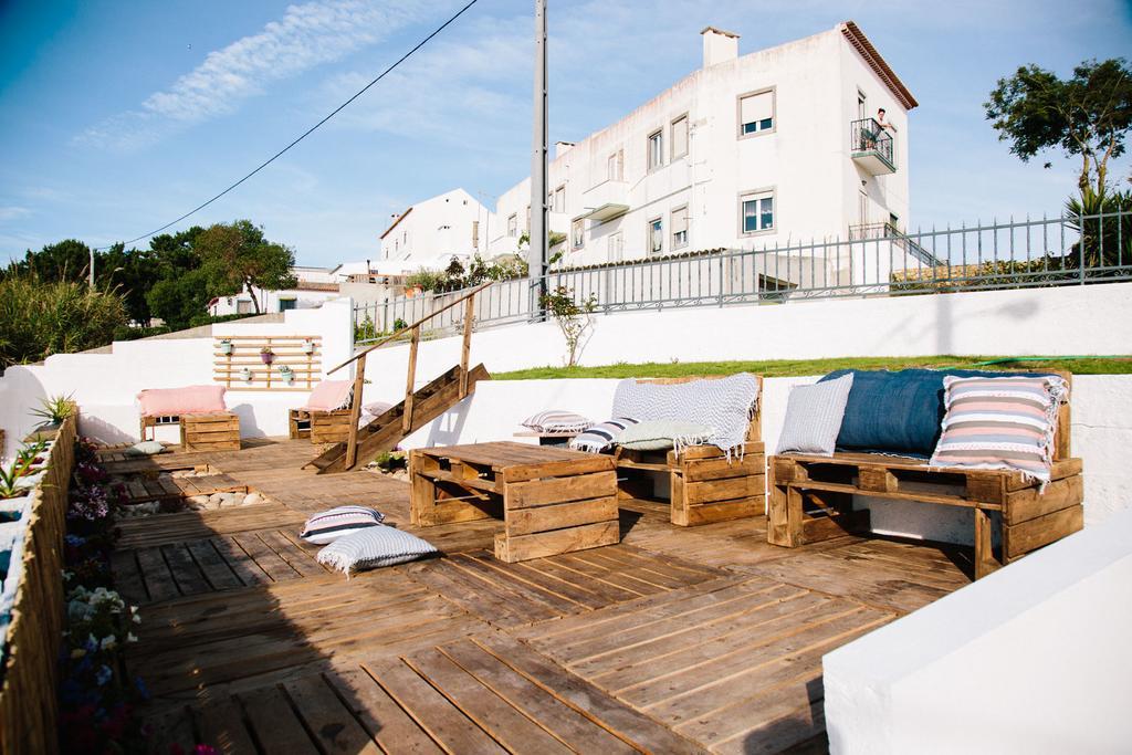 Guest house Zulla Nazare's Surf Village *