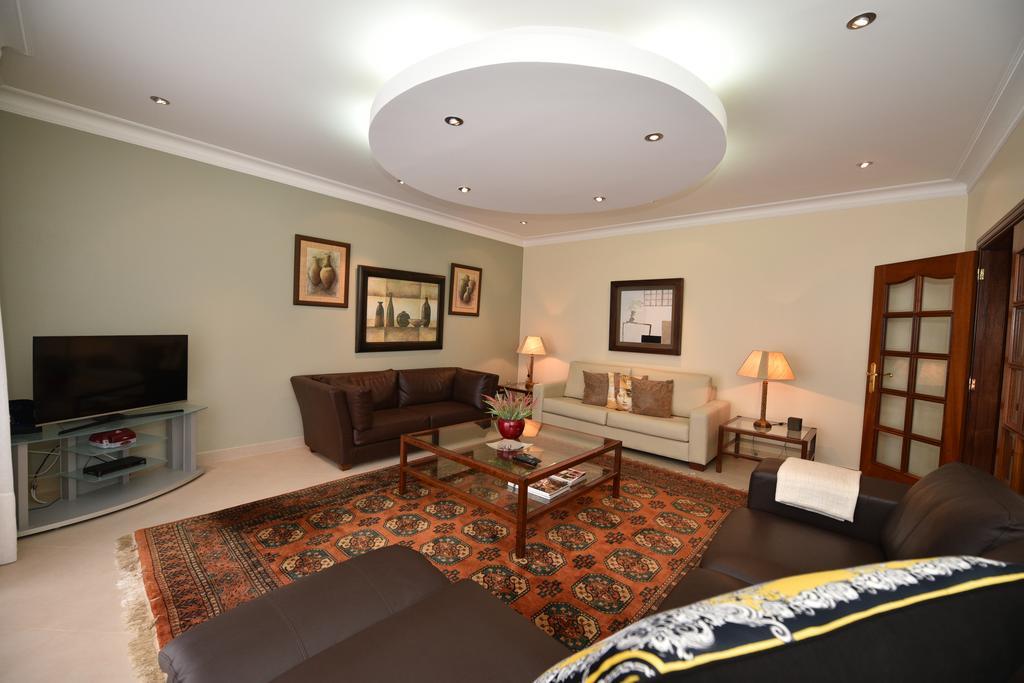 Santana Villa *