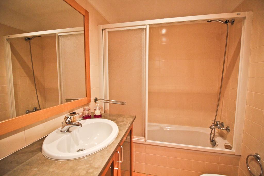 Apartment T1 Em Com Piscina E Garagem Lagos