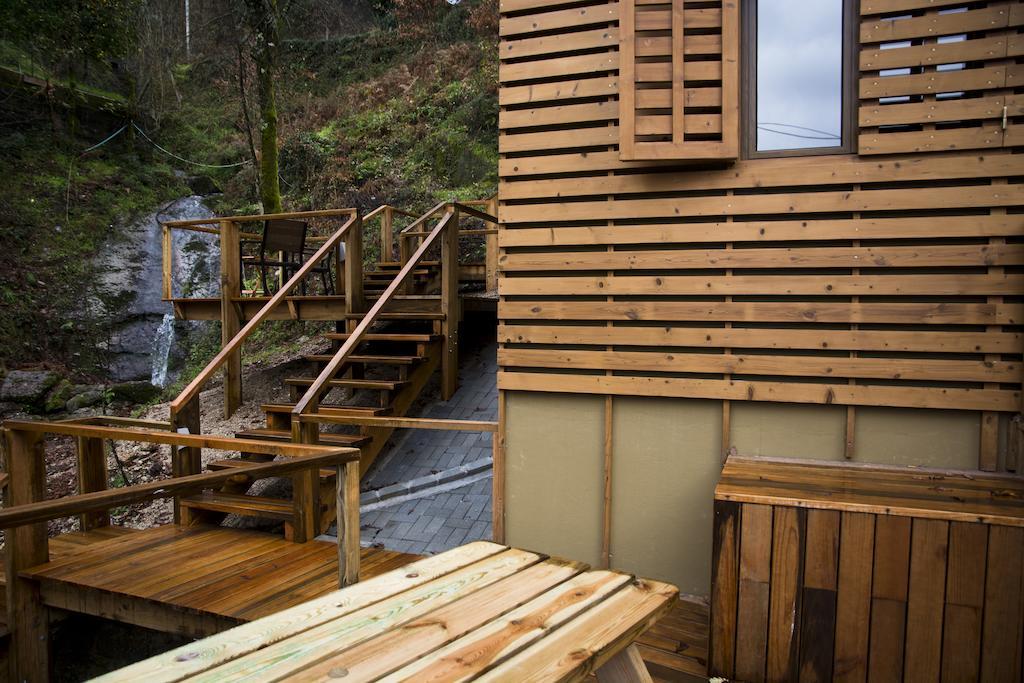 Brown House Chalet