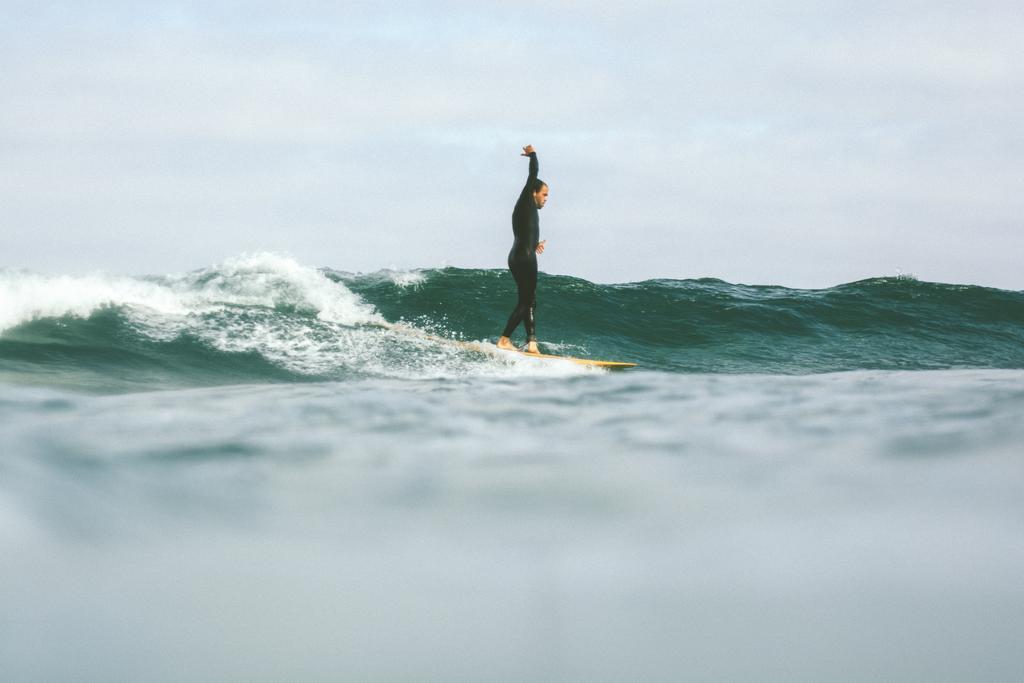 Cliff Surf House Hostel *