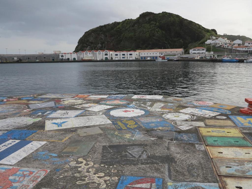 Baia Caldeirinhas * Horta (Azores)