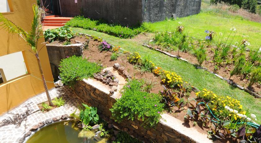 Bed & Breakfast Residencial Farol Ponta do Pargo