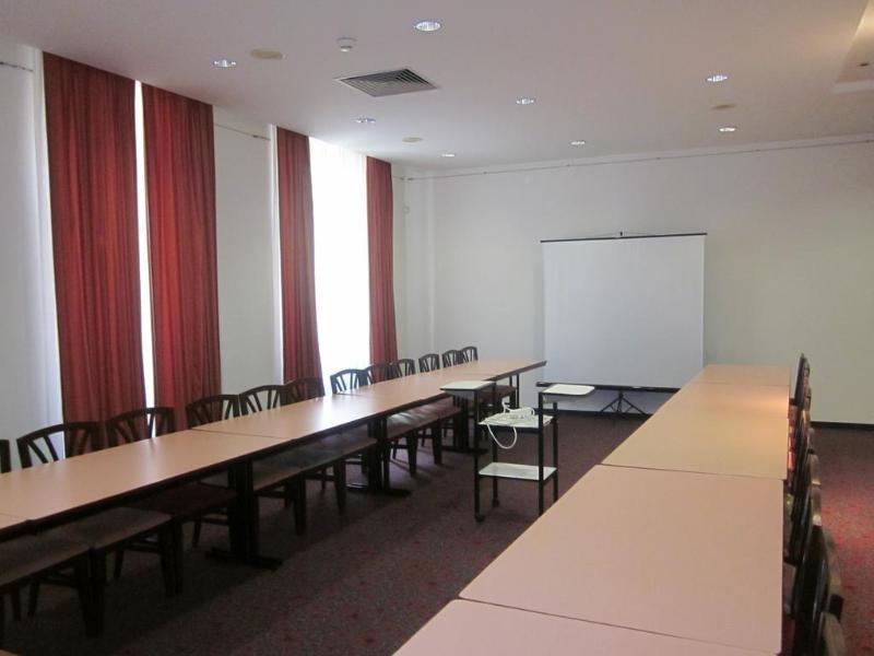 B&B Hotel Figueira Da Foz Hotel 3*