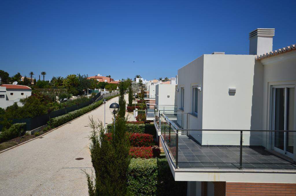 Hello Villas Aparthotel
