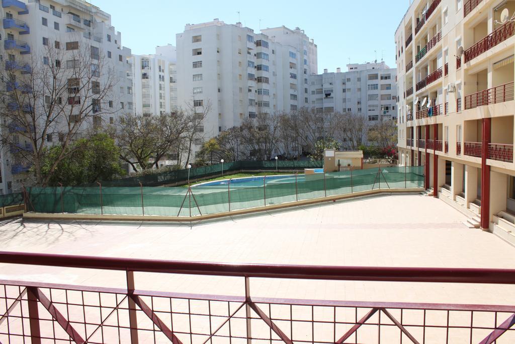 Edificio Canoa Apartment *