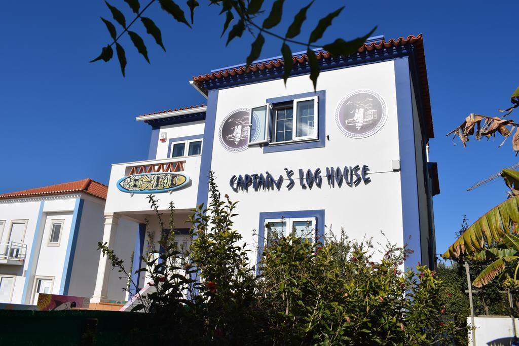 Hostel Captain's Log House Baleal