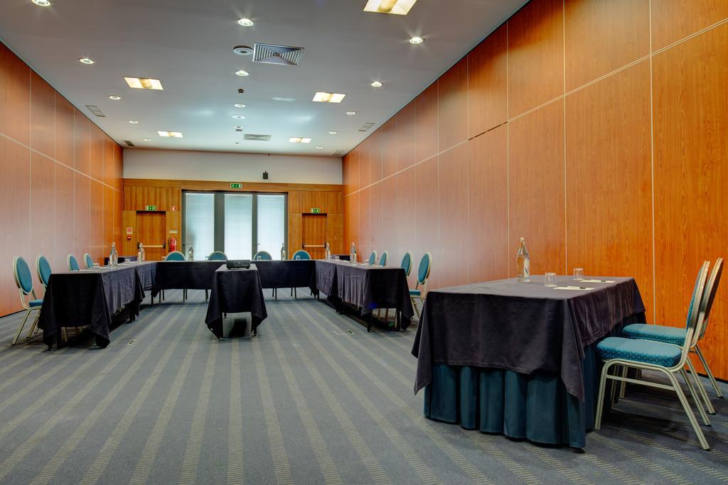 Hotel Vip Executive Santa Iria
