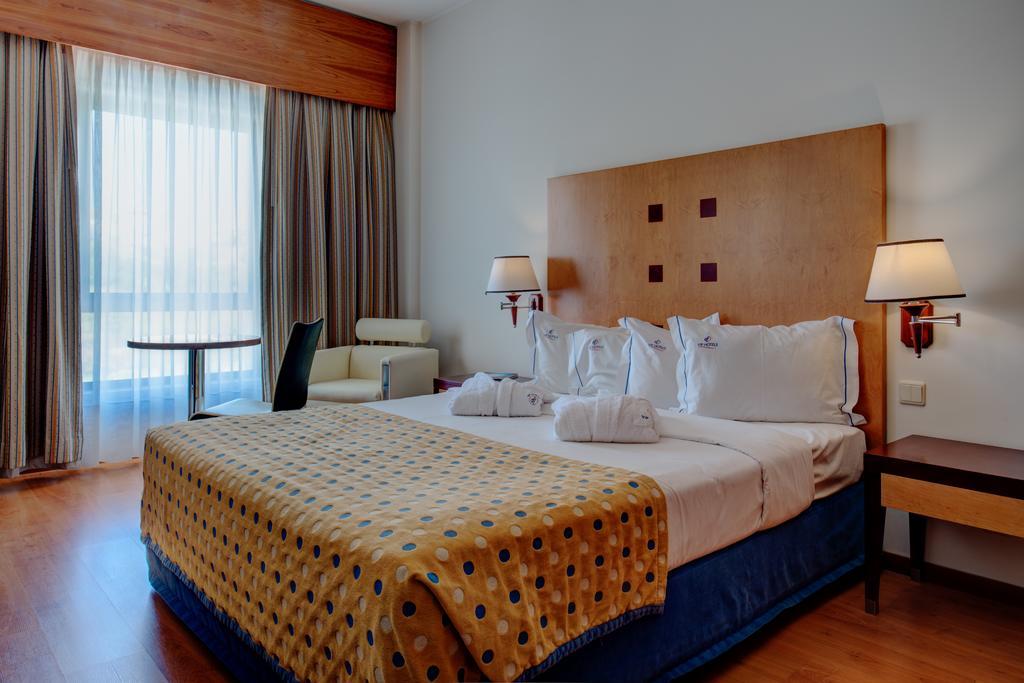 Hotel Vip Executive Santa Iria 4*