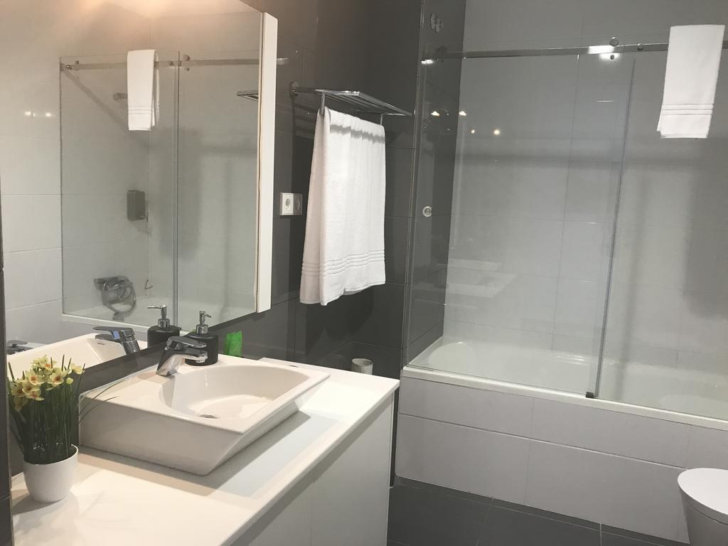 Aparthotel Whalesbay Capelas
