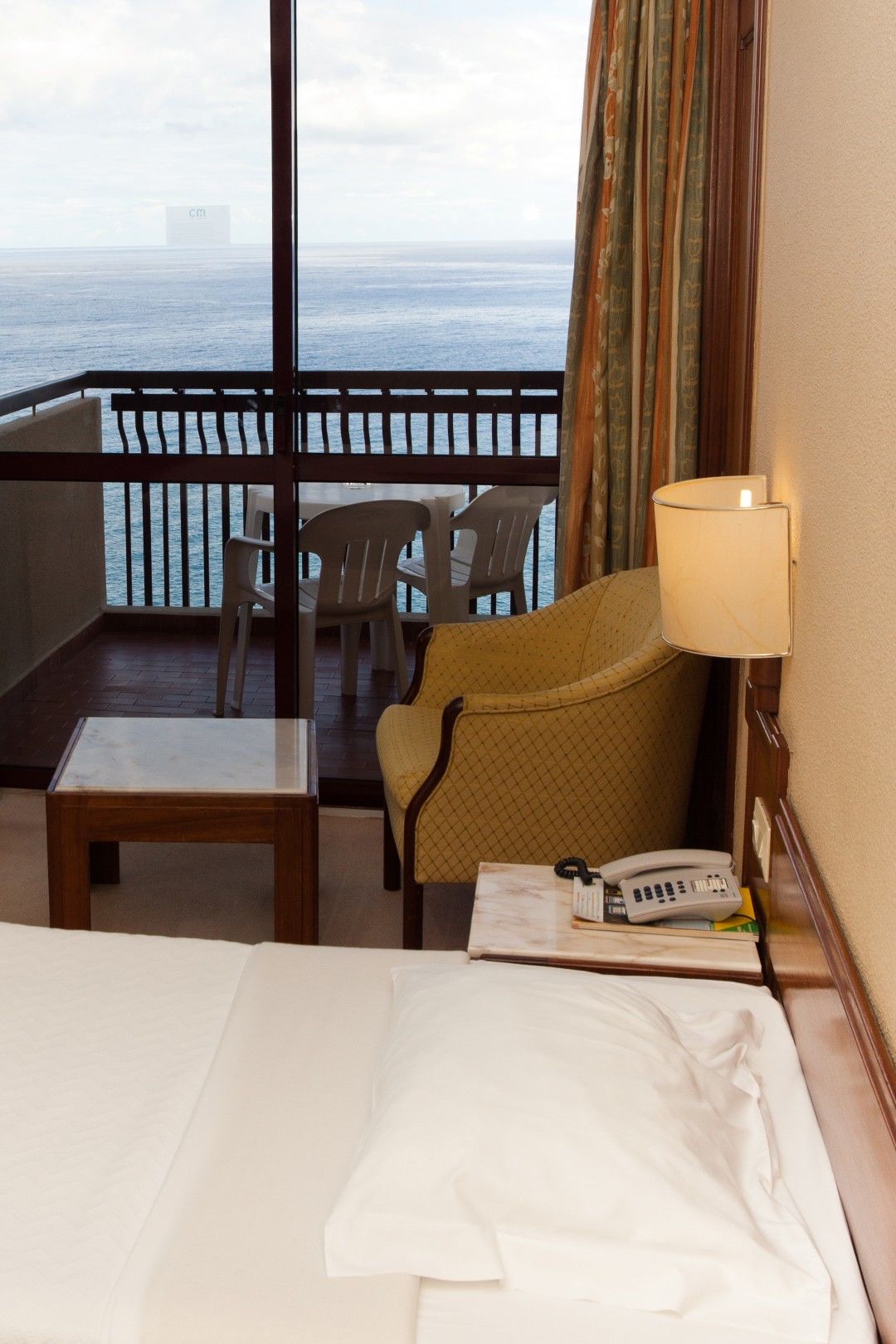 Baia Azul Hotel Funchal (Madeira)