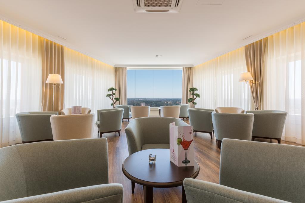 Luna Turismo Hotel