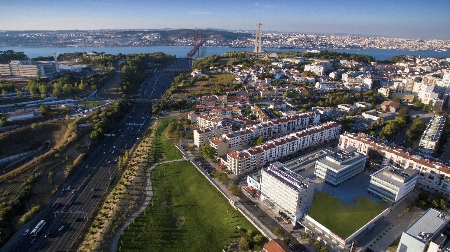 Mercure Lisboa 4*