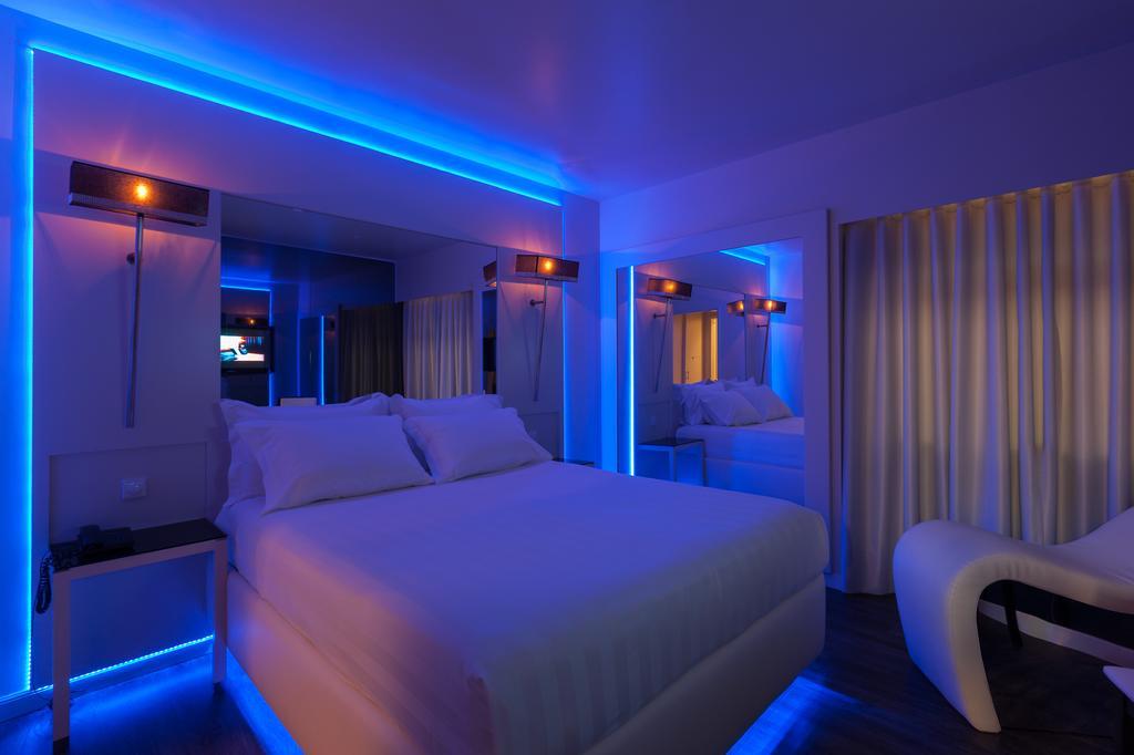 Tropicana 2*