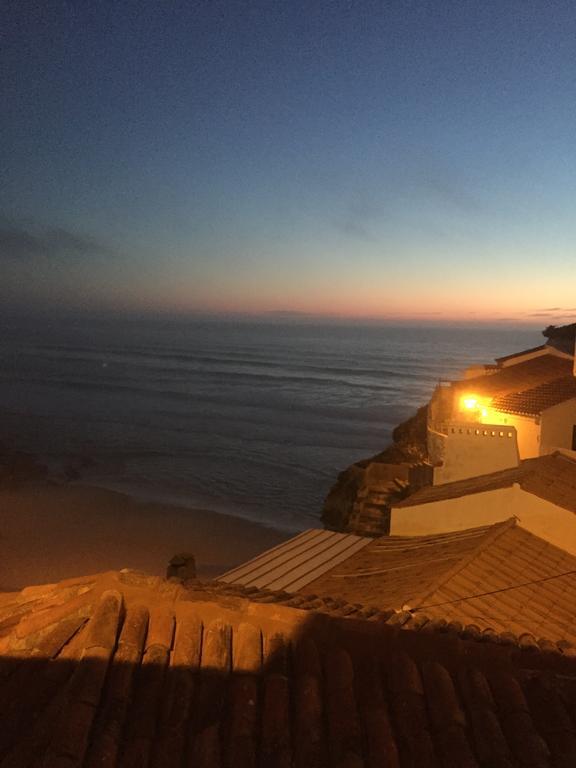Azenhas Do Mar House