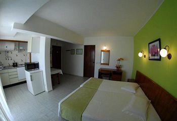 Edificio Novo Rosamar Al Guest house