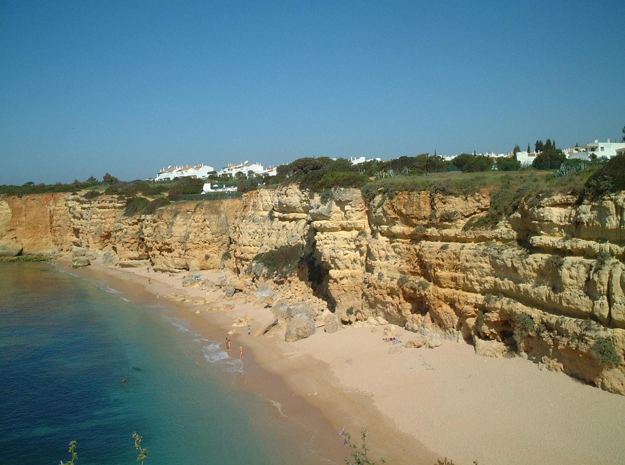 Senhora Da Rocha Apartment *