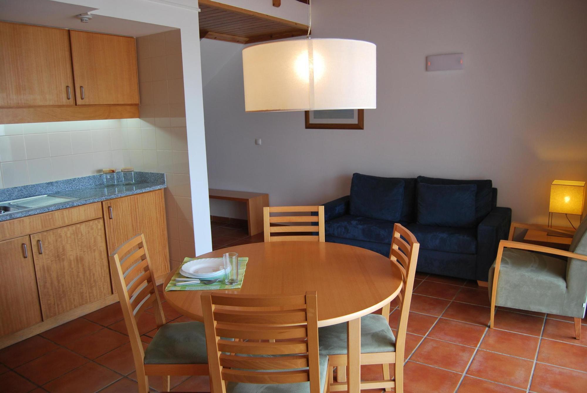 Apartamentos Turisticos Nossa Senhora Da Estrela Aparthotel