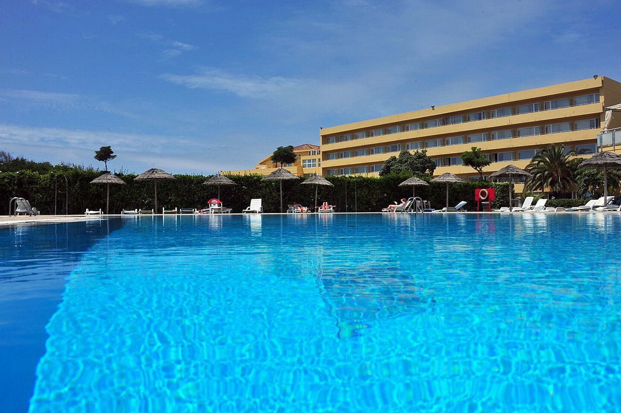 Axis Ofir 4*