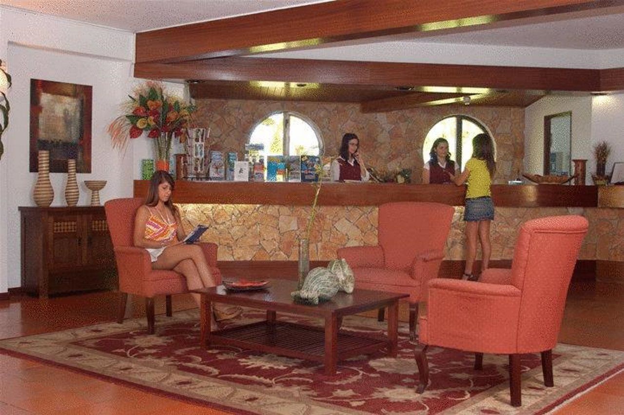 Hotel Da Lota - Beachfront Manta Rota
