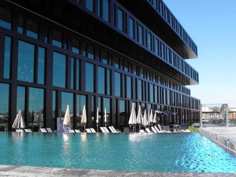 Hotel Axis Viana Business &
