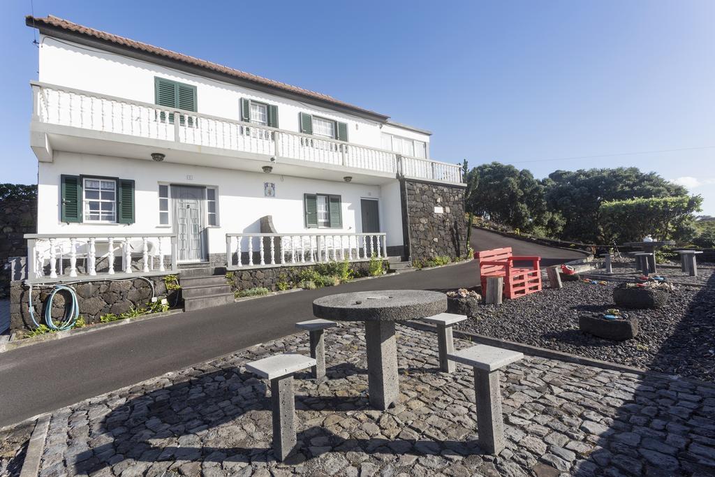 Oliveira * Madalena (Azores)
