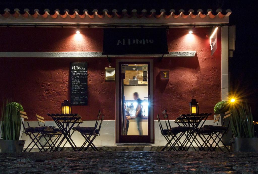 Altinho - Quartos - -