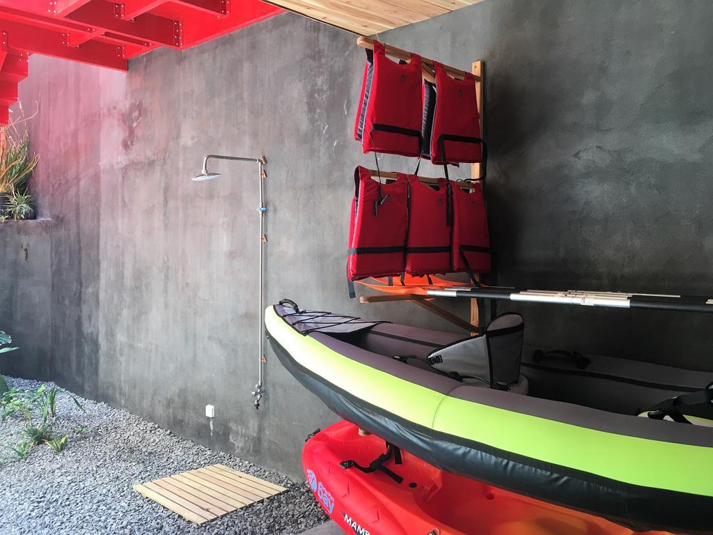 Porto Pim Bay *