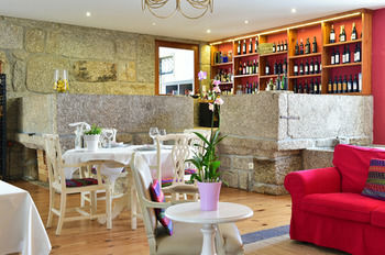Hotel Solar Egas Moniz 4*