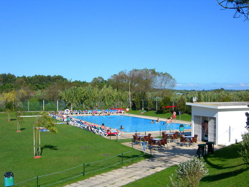 Parque De Campismo Orbitur Rio Alto Campsite