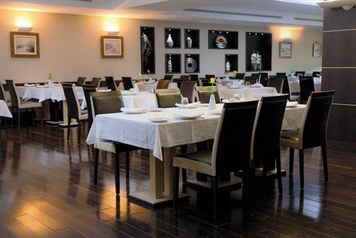 Lux Hotel 4*