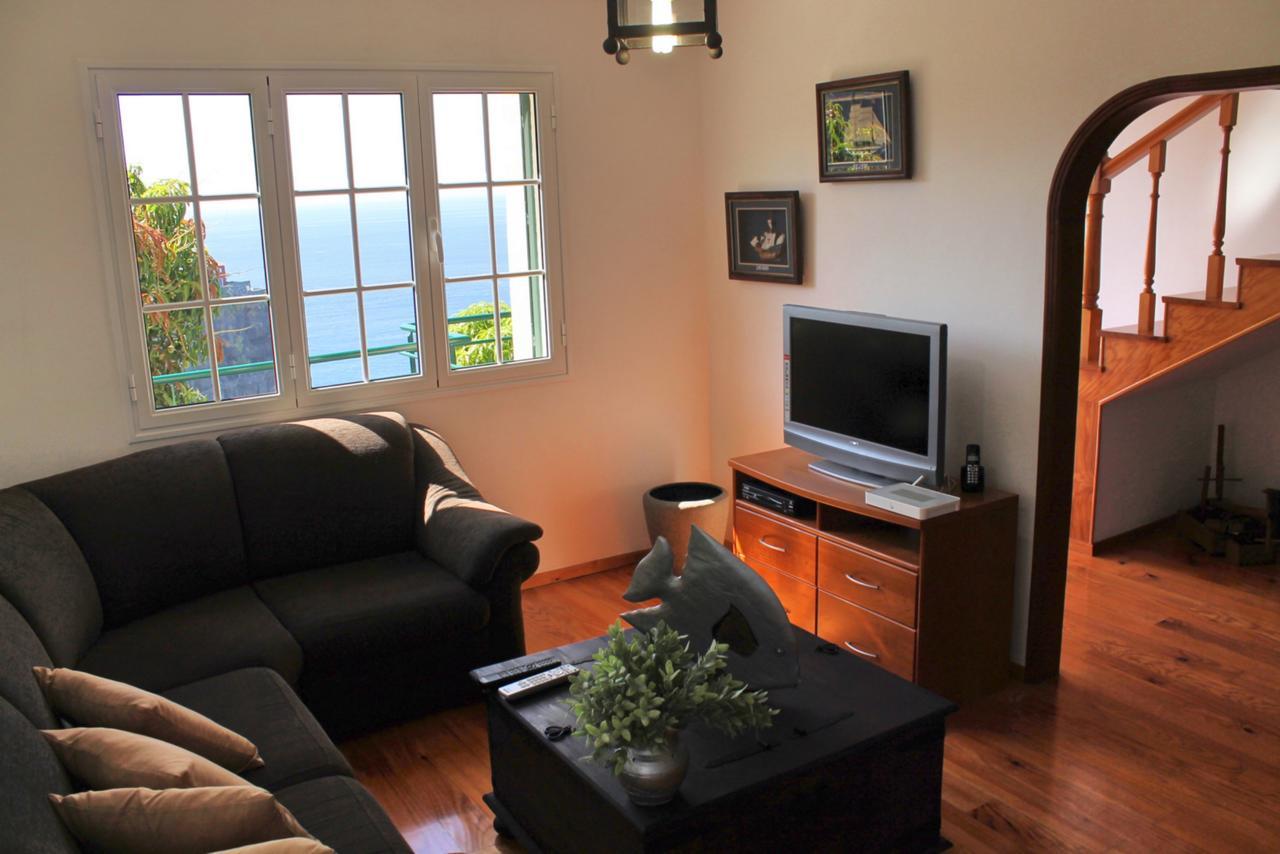 Ourmadeira - Casa Jardim Mar, Seaviews *