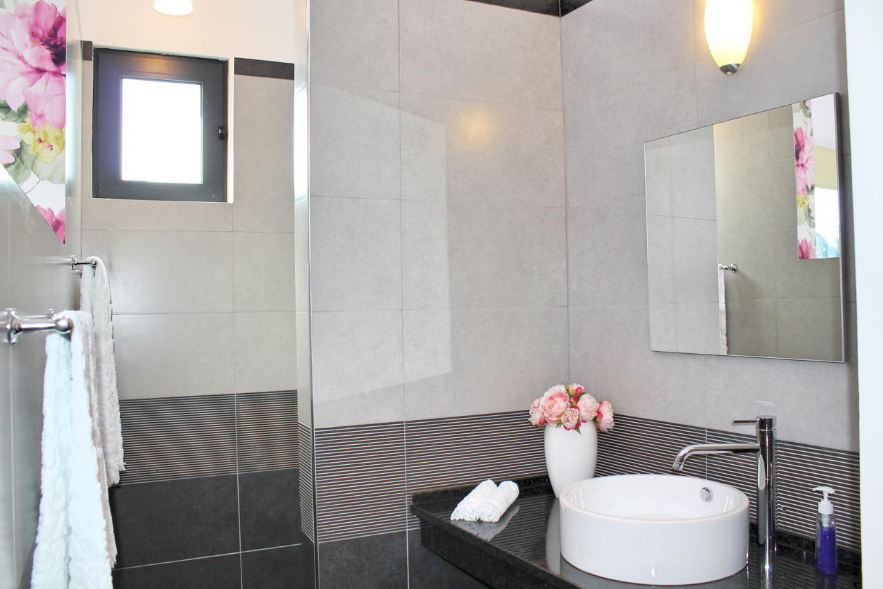 Villa Ourmadeira - Grayci's House, Contemporary